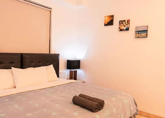 Cliff - 2 Br